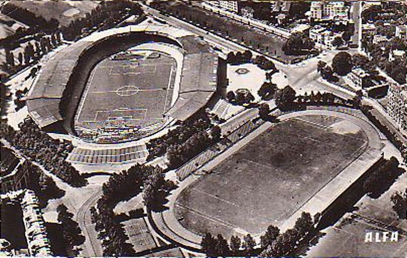 «Park de Prens», Parıj PSJ klýbynyń alańy. (PSJ klýby 1971 jyly qurylǵan, al alań bolsa 1897 jyly salynǵan)