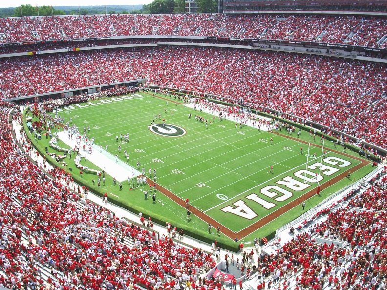 Senford Stedıým / Sanford Stadium