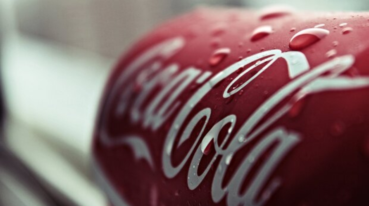 Coca-Cola جايلى قىزىقتى دەرەكتەر