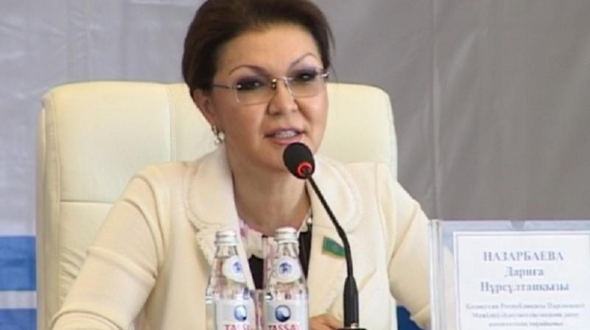 Darıǵa Nazarbaeva: 2016/2017 jyldarǵa arnalǵan orta bilim uıymdarynyń memattestasıasy bir jylǵa shegerildi