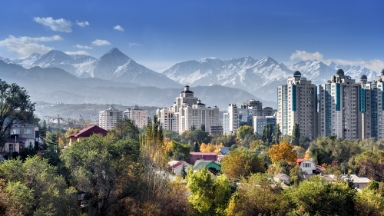 Úreıge boı aldyrmaı, úılerden evakýasıalaý: Almatyda 21 mamyrda seısmojattyǵý ótedi