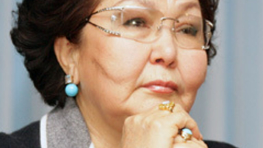 Burynǵy prezıdenttiń jubaıy Sara Nazarbaevanyń densaýlyǵy nasharlap jatyr