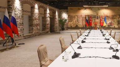 Ystambulda dıplomatıalyq qozǵalys: Ýkraına men Reseı kelissózi belgisiz kúıde qaldy
