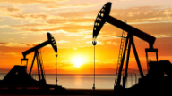 Munaı baǵasy qaıta tómendedi: Brent pen WTI quny quldyrap jatyr
