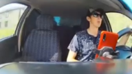 Atyraýlyq taksı júrgizýshi álemdegi eń sabyrly adam atandy