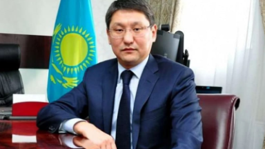 Sybaılas jemqorlyqqa qarsy ulttyq búronyń eks-basshysy azaptaý faktisi boıynsha ustaldy