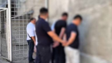 Shymkentte 20 mıllıon teńgeniń altynyn urlaǵan páter urylary ustaldy