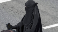 12 shildeden bastap betti tolyq jabatyn kıimderge shekteý qoıylady