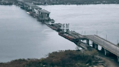 Ресей Херсондағы көпірге ФАБ бомбаларымен соққы жасады
