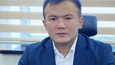«ايەلىڭە ءبىر جەرىڭ تۇرمايدى»: بەردەنوۆكە وق اتقان ەرلان جيەنباي سوتتا كىناسىن مويىندادى