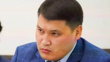 Rýslan Berdenov ózin atýǵa oqtalǵan kúdiktiniń málimdemesine jaýap berdi