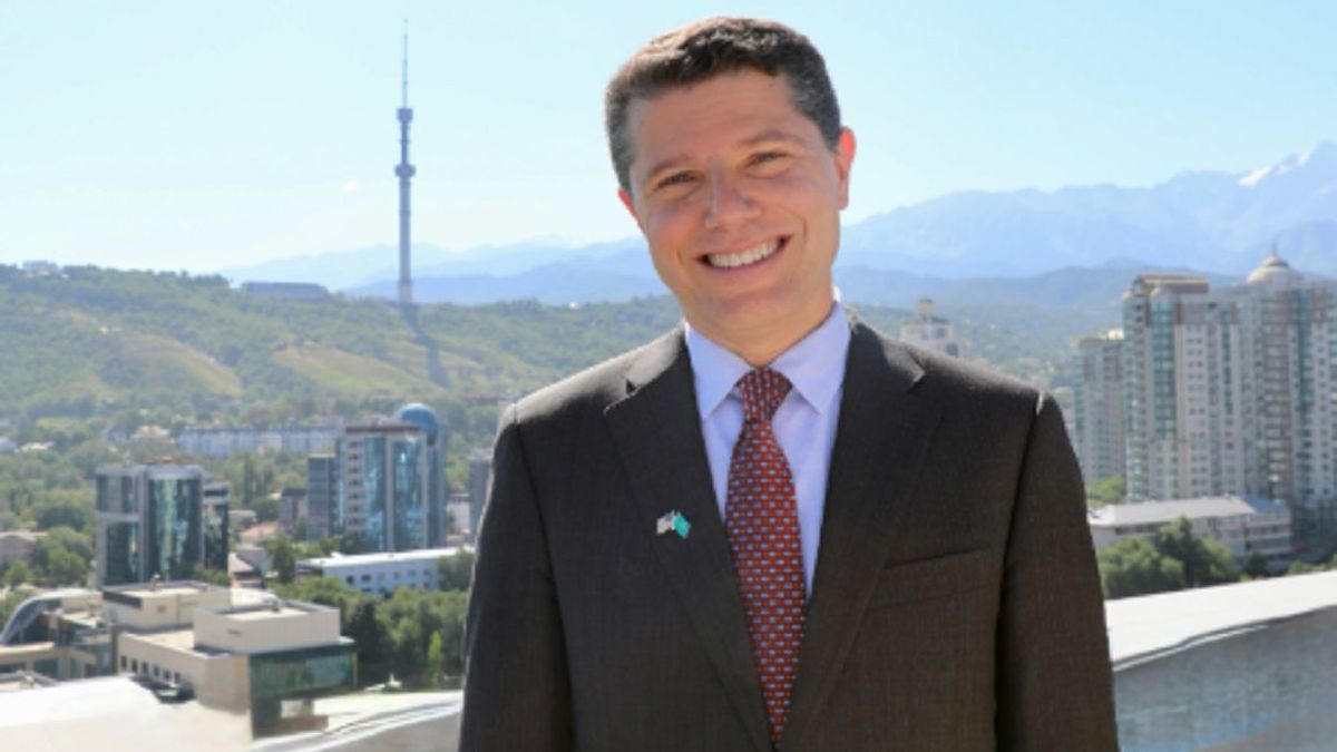 US Names New Consul General in Almaty; Michelle Yerkin, Married to Kazakh, Departs