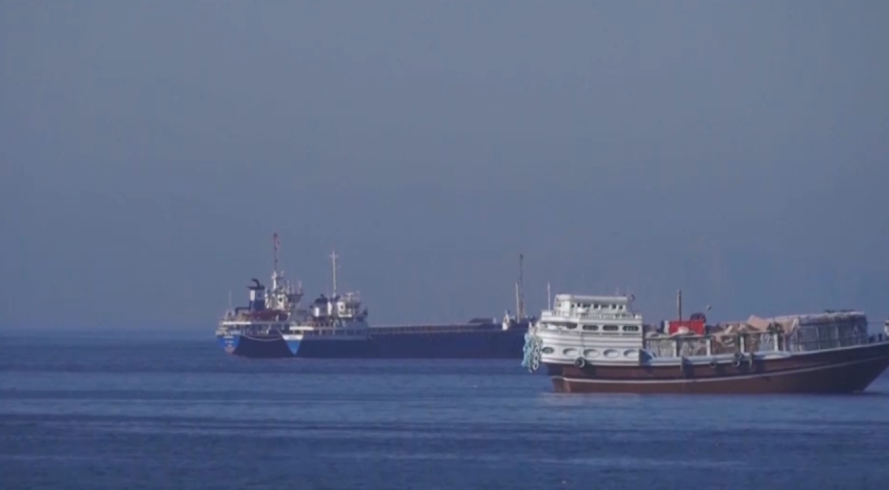 Iran may block new shipping routes