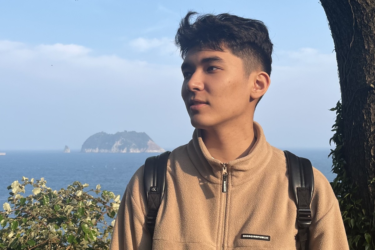 Казахстанец в 17 лет заработал $40 тысяч на IT-проекте и попал в акселератор в США