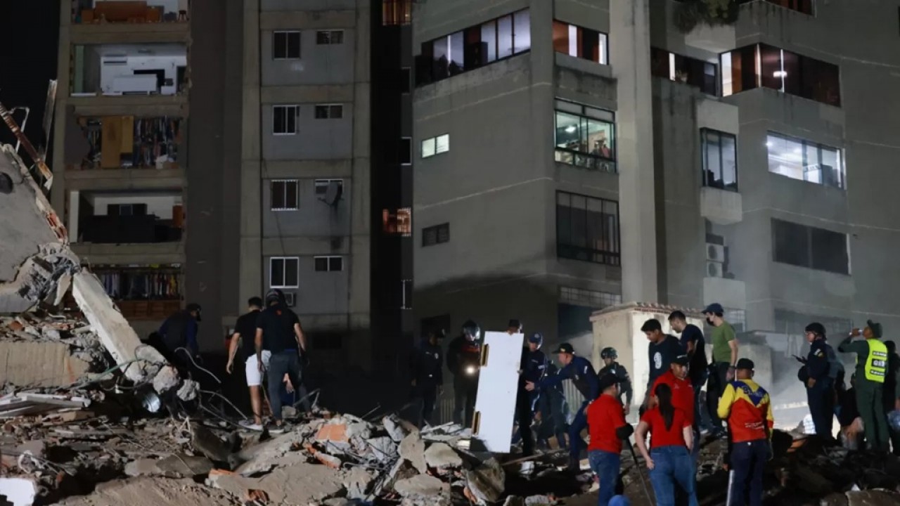 Venezuela Reports Over 5,000 Dead in Earthquake