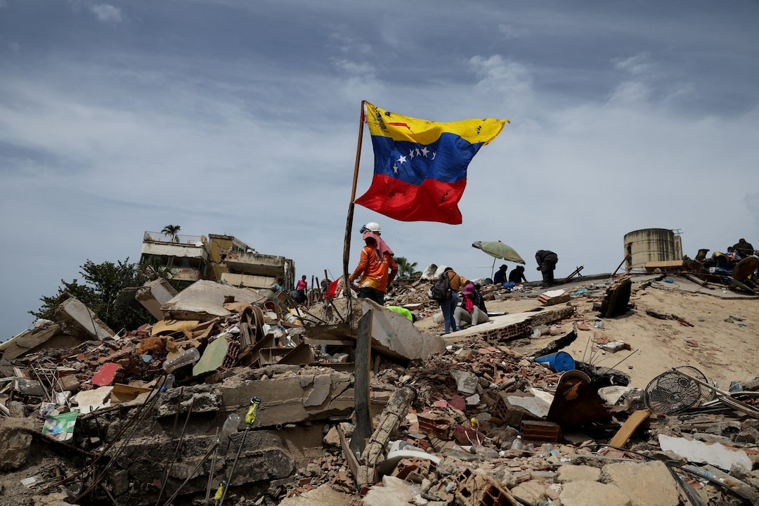 Venezuela Ordusunun Deprem Sonrası Yanıtı: Gecikmeli Emirler ve Karmaşa