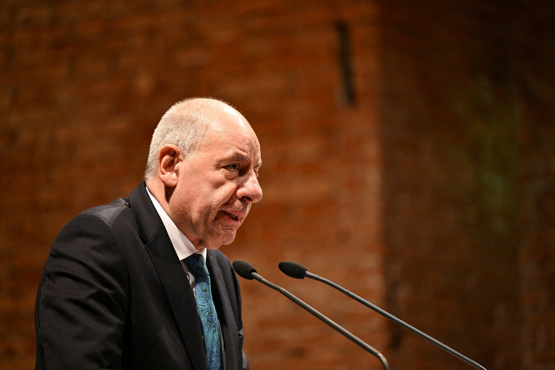 Мажарстан президенті өз өкілеттігін тоқтататын түзетуге қол қойды