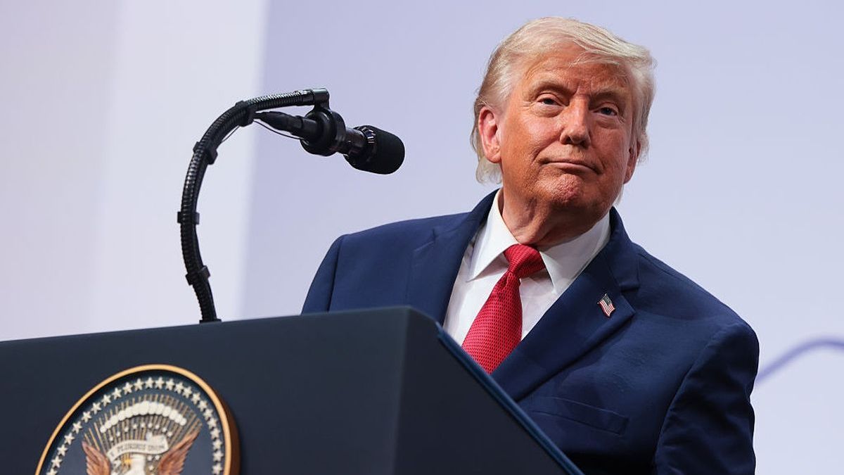 Трамп Иранды Ресейге қарсы санкциялар заң жобасына енгізуге шақырды