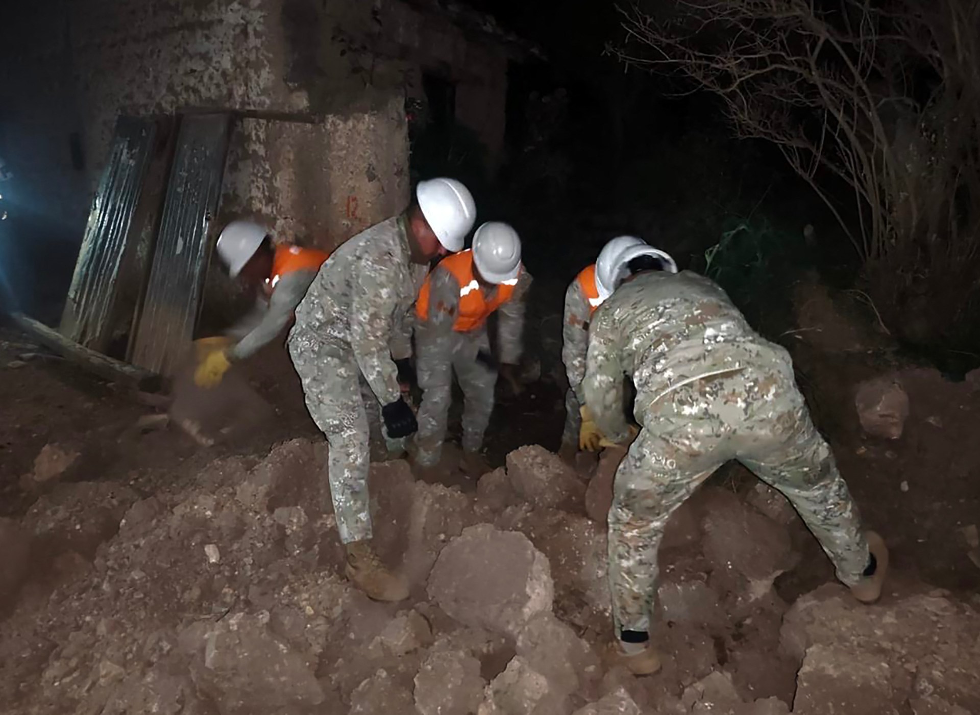 Перудегі жер сілкінісі: бес адам қаза тауып, жиырмадан астам жарақат алды
