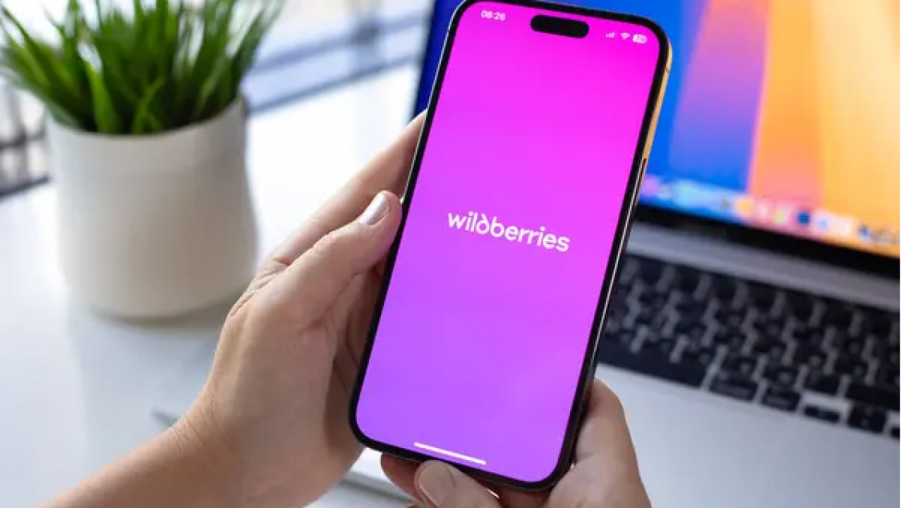 Wildberries қоймаларға шабуылдан кейін сатушыларға төлем жасауды бастады