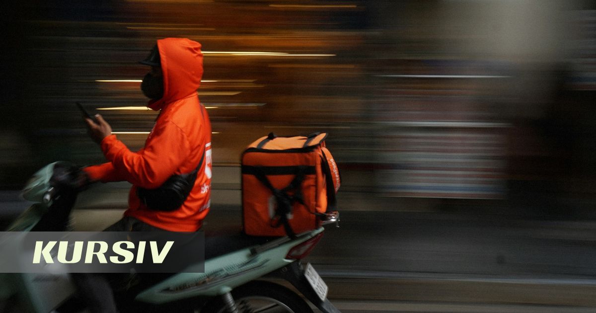 In Almaty, Courier Refuses to Deliver Vape Parcel to Teen, Calls Police