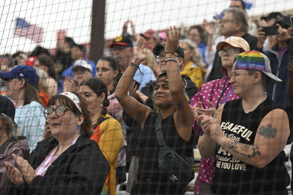 Women's Professional Baseball League Makes Rainy Debut in Springfield