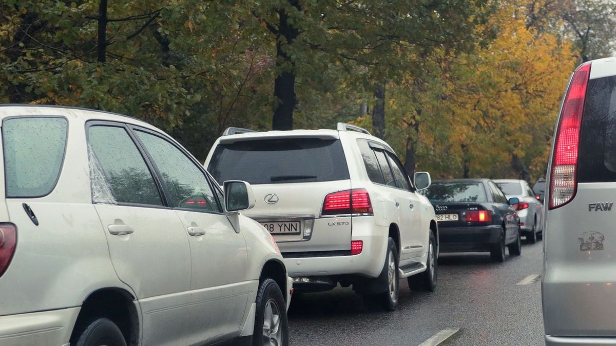 Speed Limit Reduced to 60 km/h on Sain Street in Almaty: Here's Why