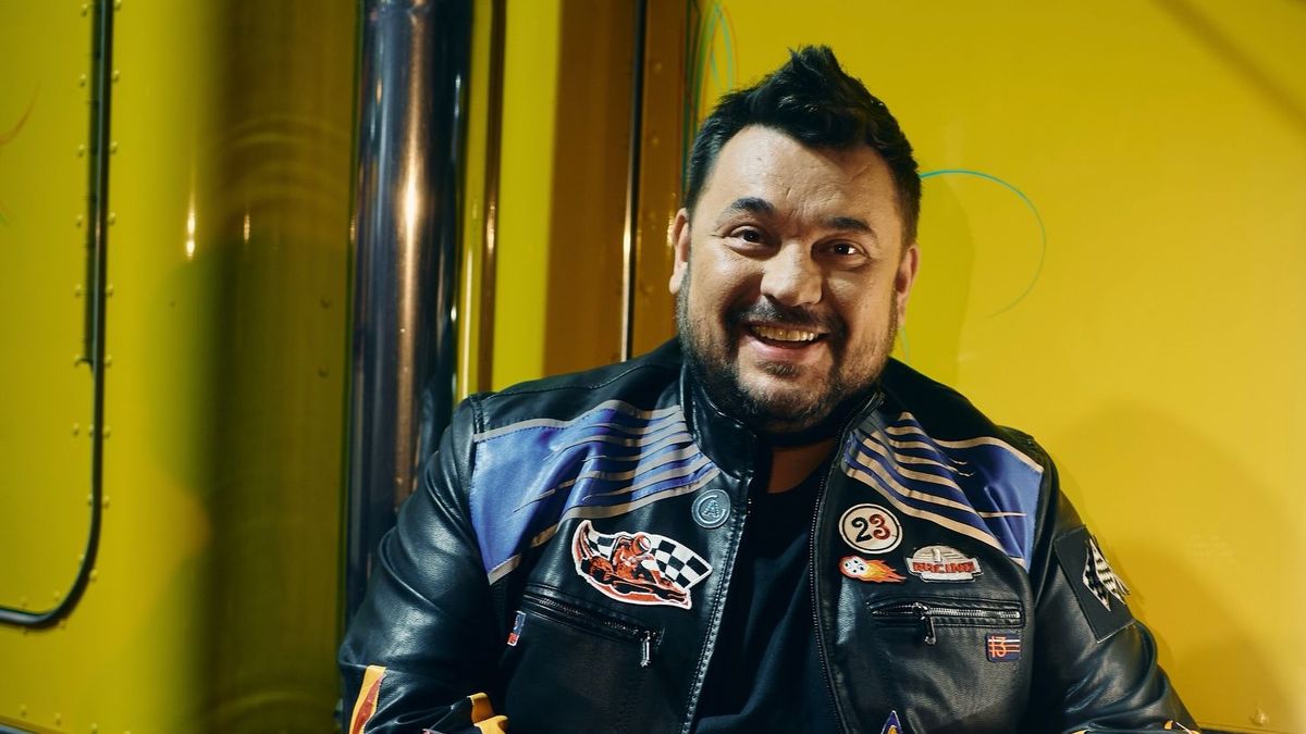 «Нағыз мереке»: Сергей Жуков Экібастұздағы концерттен кейінгі әсерімен бөлісті