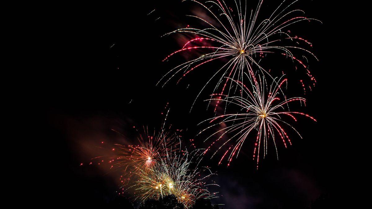 Five-Day Arrests for Fireworks in Astana: Two Men Punished for Pyrotechnics
