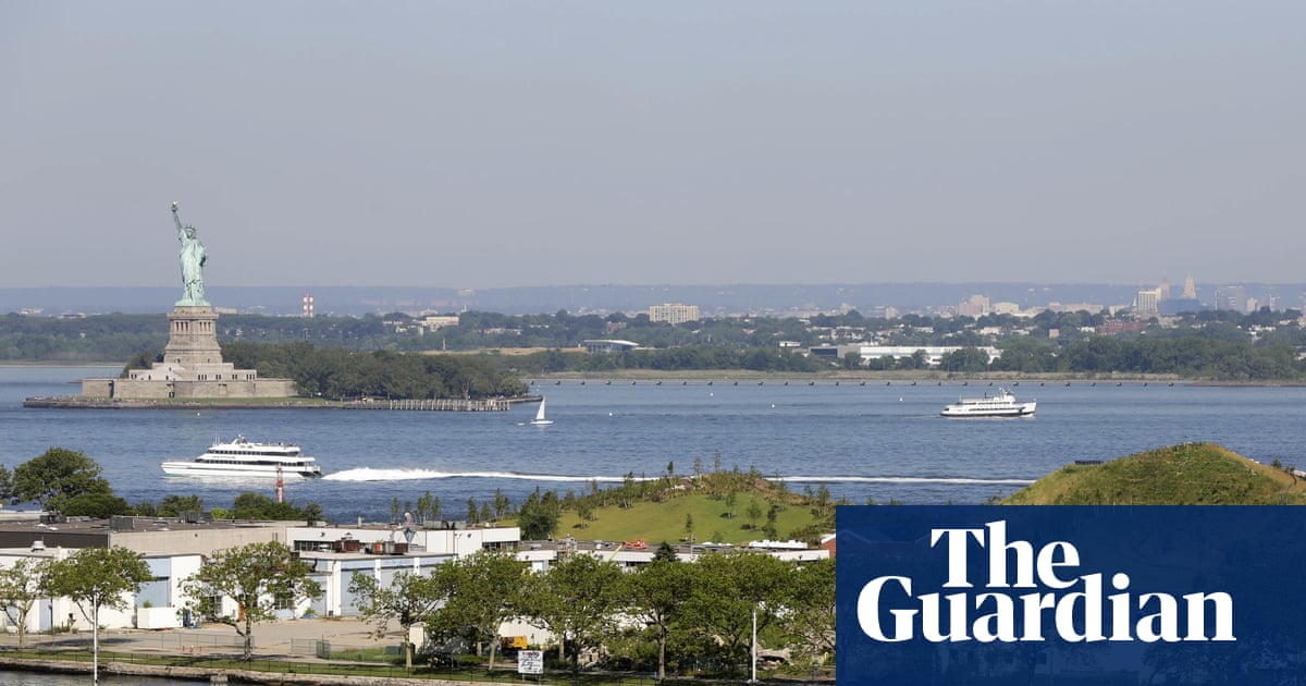 New York Boat Capsizing: Woman and Infant Die, Captain Charged