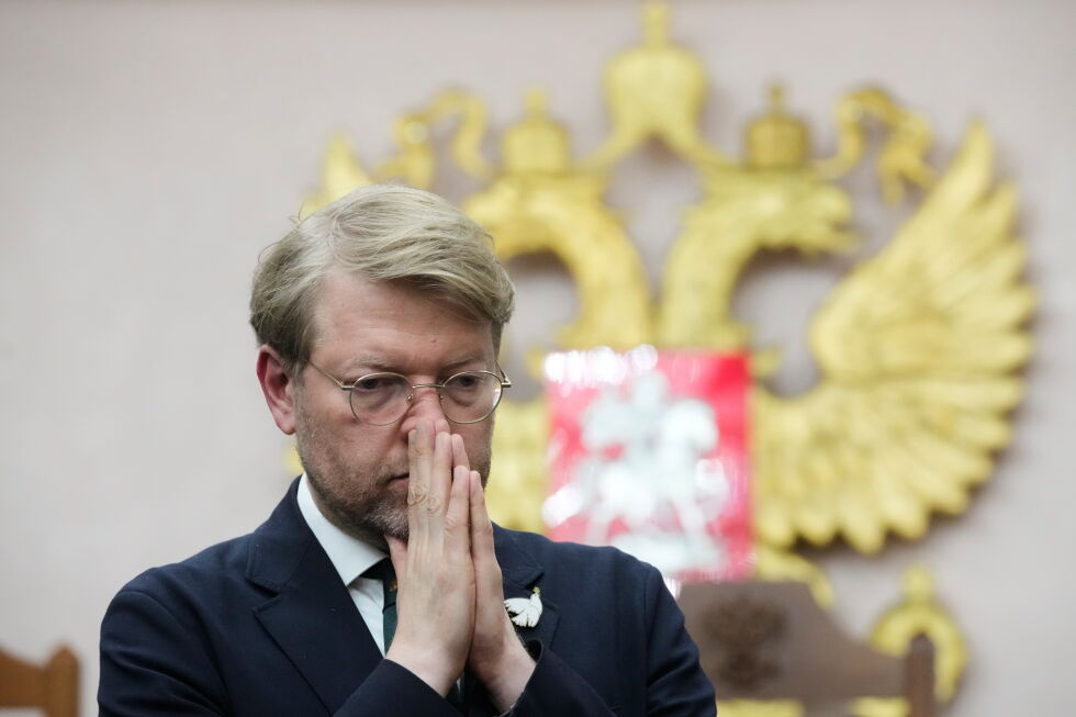 Russian Court Bars Anti-War Party Yabloko from Parliamentary Election