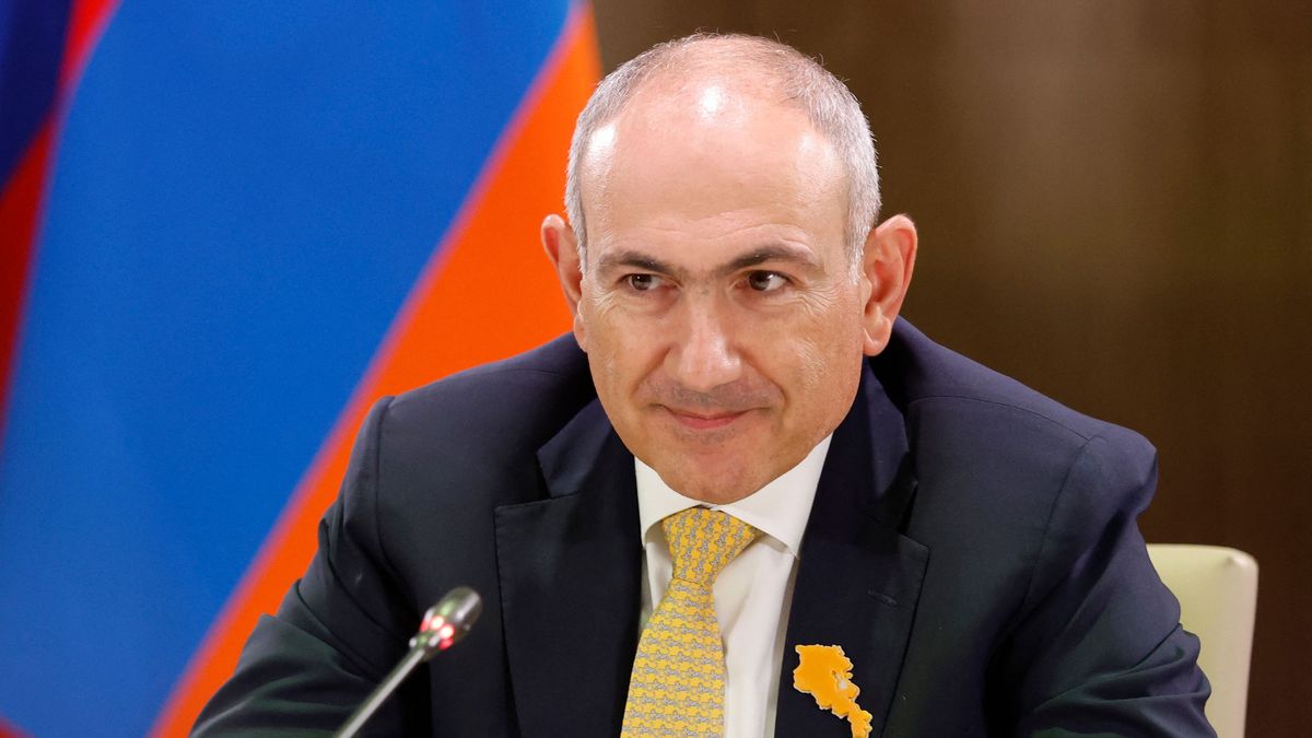 Пашинян: Армения ЕАЭО пен ЕО арасындағы таңдаумен шектелмеуі керек