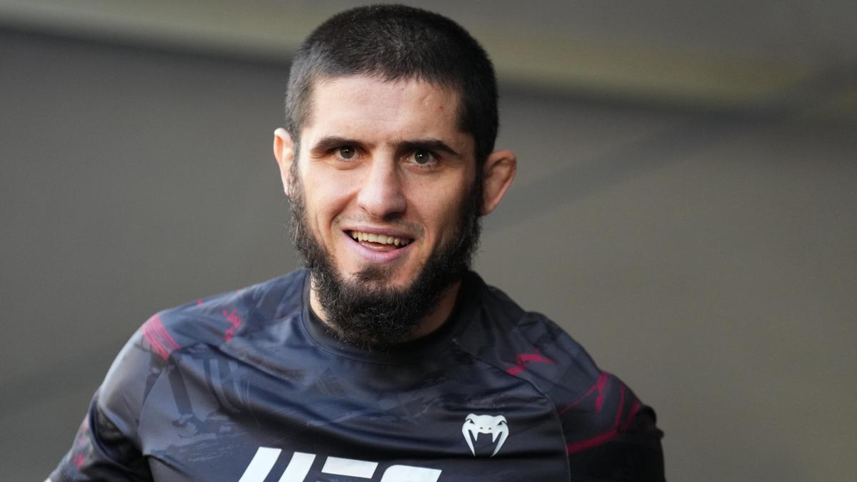 Ислам Махачев Шавкат Рахмоновты UFC титулына нағыз үміткер деп атады