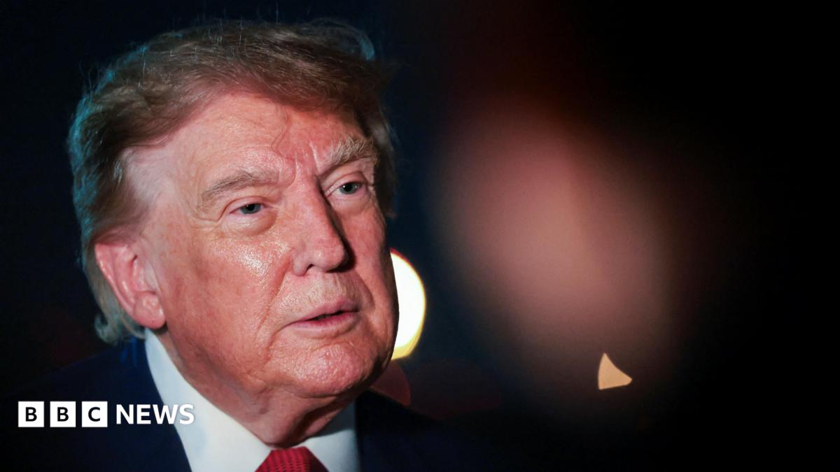 Трамп АҚШ пен Оңтүстік Кореяның бірлескен әскери жаттығуларын қысқартуды жариялады