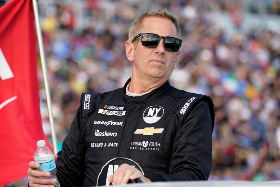 NASCAR sürücüsü Greg Biffle'ın evini soyan zanlıya suçlama