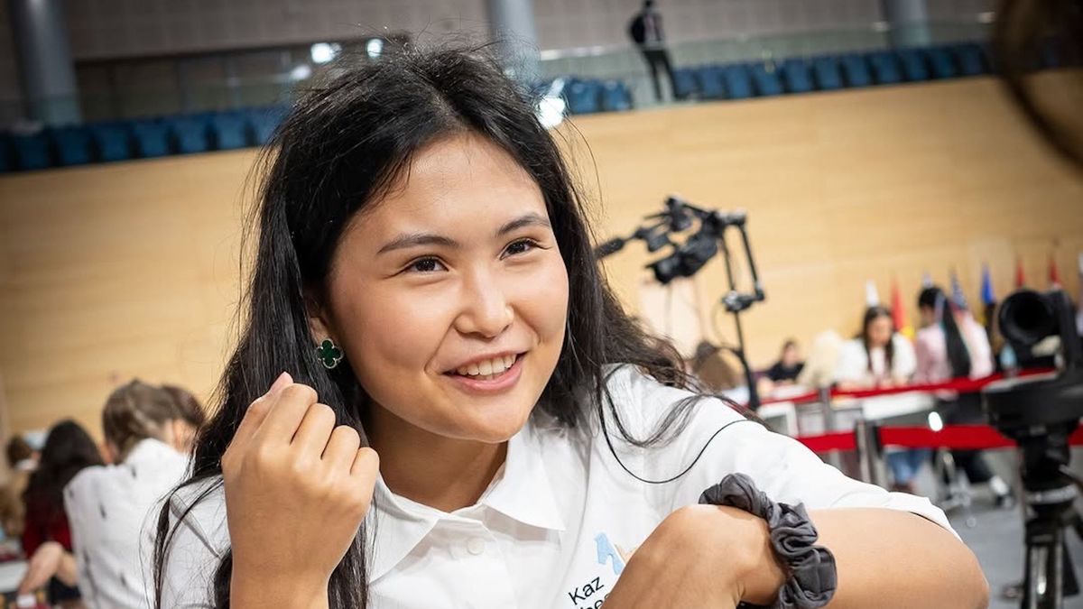 Kazakh Chess Star Asaubayeva Wins Bronze at Cairns Cup