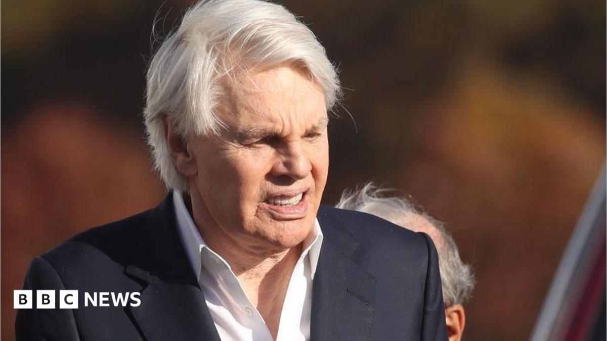 Abercrombie & Fitch ex-CEO Mike Jeffries ruled competent for trial