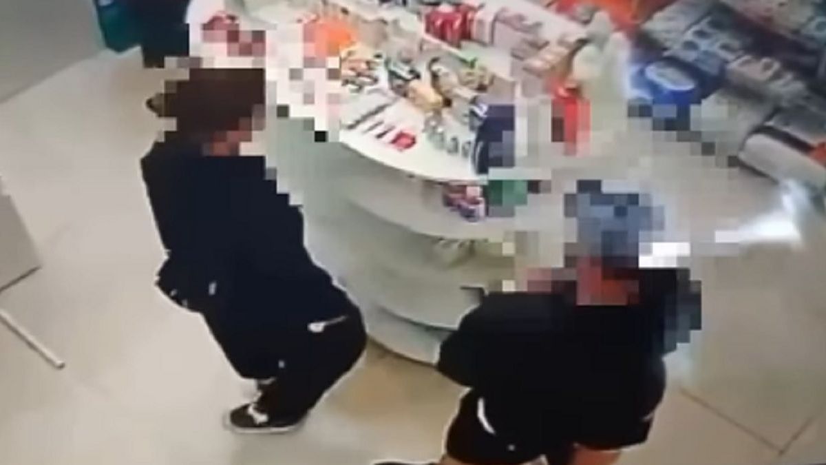 阿斯塔纳警方逮捕涉嫌盗窃iPhone和药品的嫌疑人