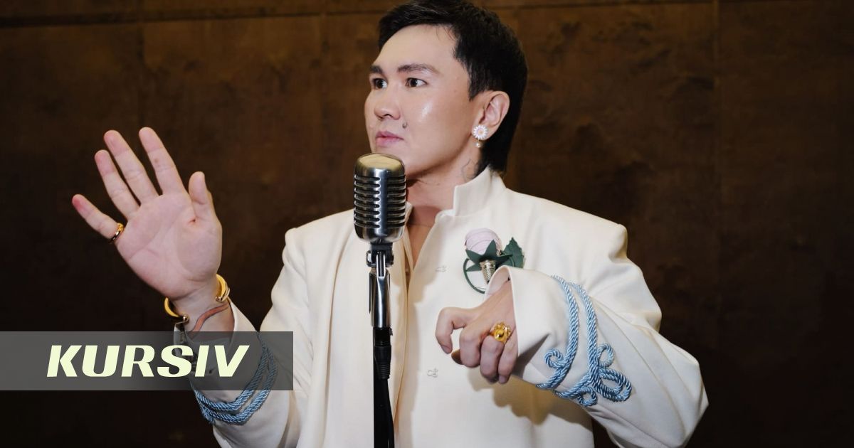 Блогер Zee сенім мен өзіндік болмыс туралы алғашқы жеке стендапында айтты