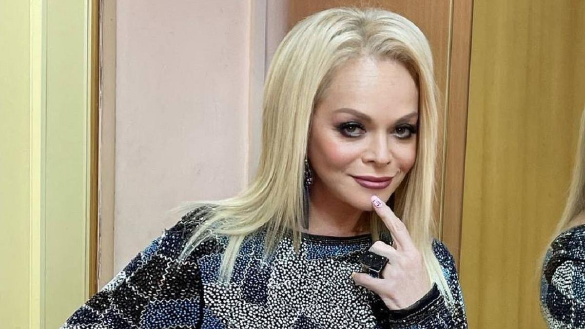 Лариса Долина қызына 250 млн рубльге жаңа пәтер сатып берді