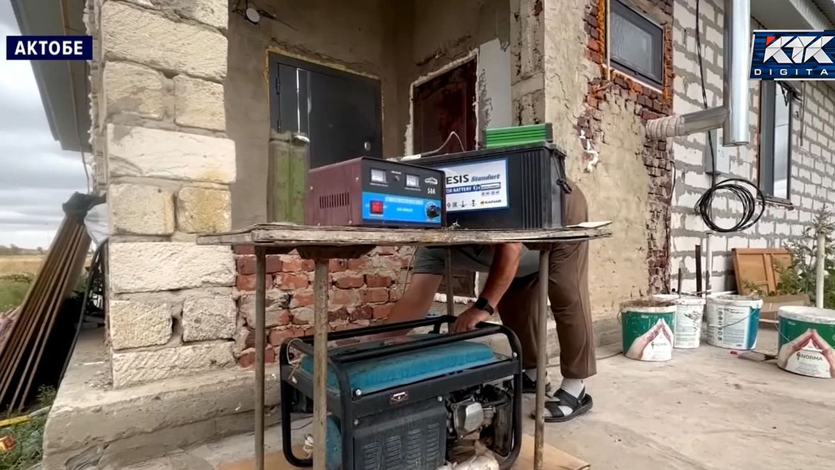 Residents of Aktobe Suburb Live Without Power: Storing Food in Wells, Wintering by Candlelight