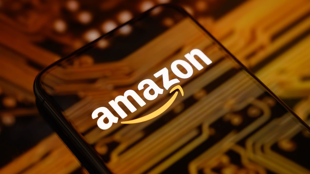 Amazon сотқа тартылды: жүкті қызметкерлерге үзіліс пен орындық берілмеген