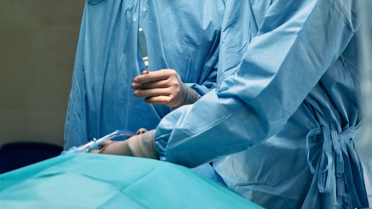 16-Year-Old Schoolgirl Dies After Routine Nasal Polyp Surgery in Atyrau