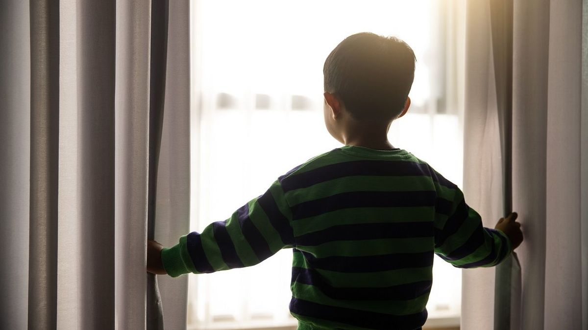 Child survives fall from eighth floor in Pavlodar