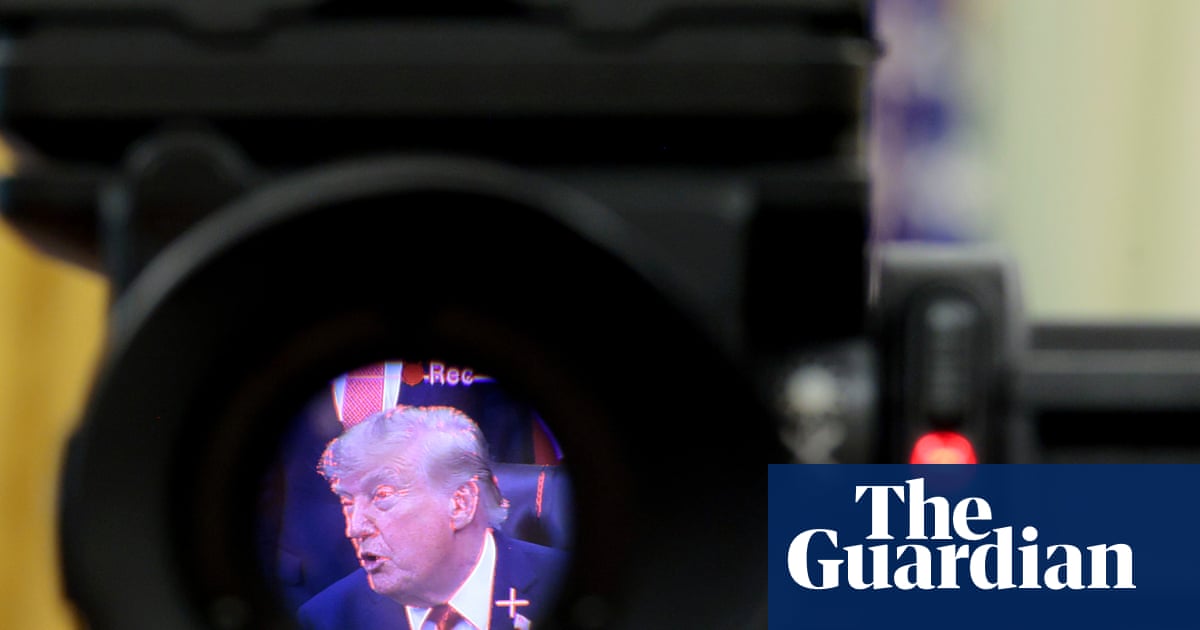 ABD televizyon kanalları Trump'ın basına yasağına tepki gösterdi