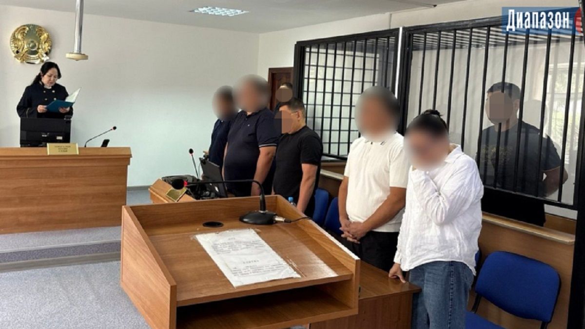 Kazakhstan National Security Officers Convicted of Extorting Bribe from Foreigner