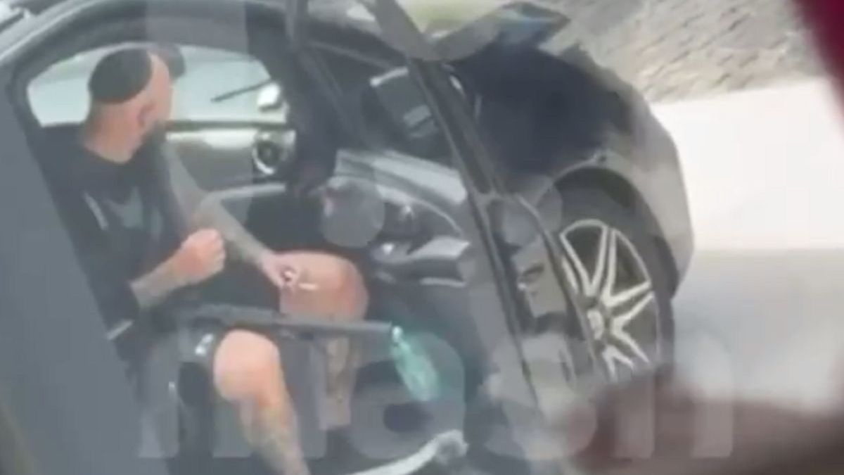 Rapçi Cigan evinde silah sıktı ve rehin aldı