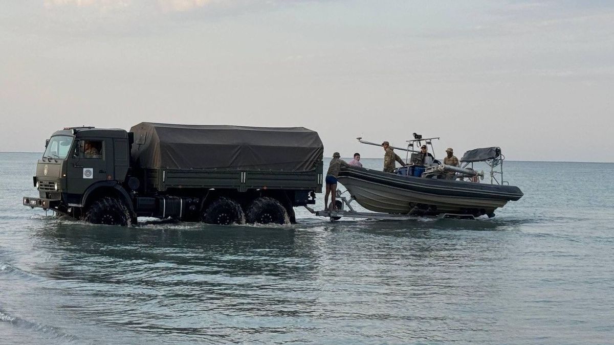 Search for Two Servicemen Continues in Caspian Sea: 252 Personnel and Aircraft Deployed
