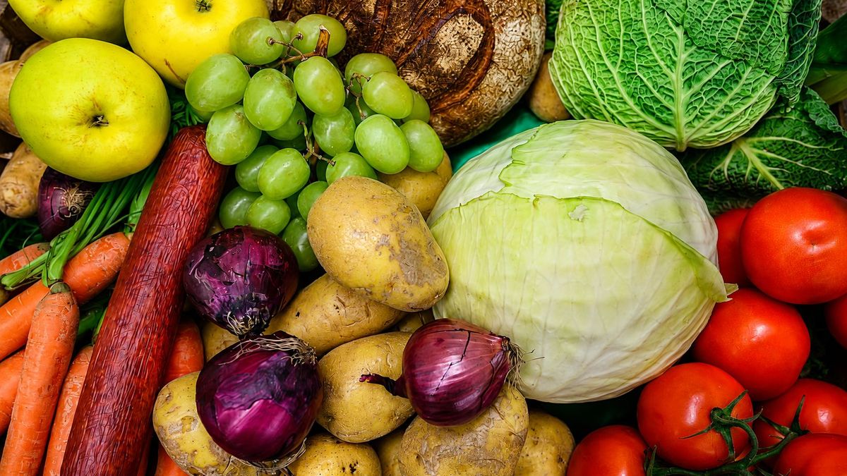 Study Links Low Fruit Intake to Hypertension and Heart Disease