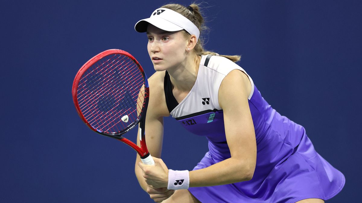 Елена Рыбакина аяғының жарақатына байланысты Уханьдегі WTA 1000 турнирінен бас тартты